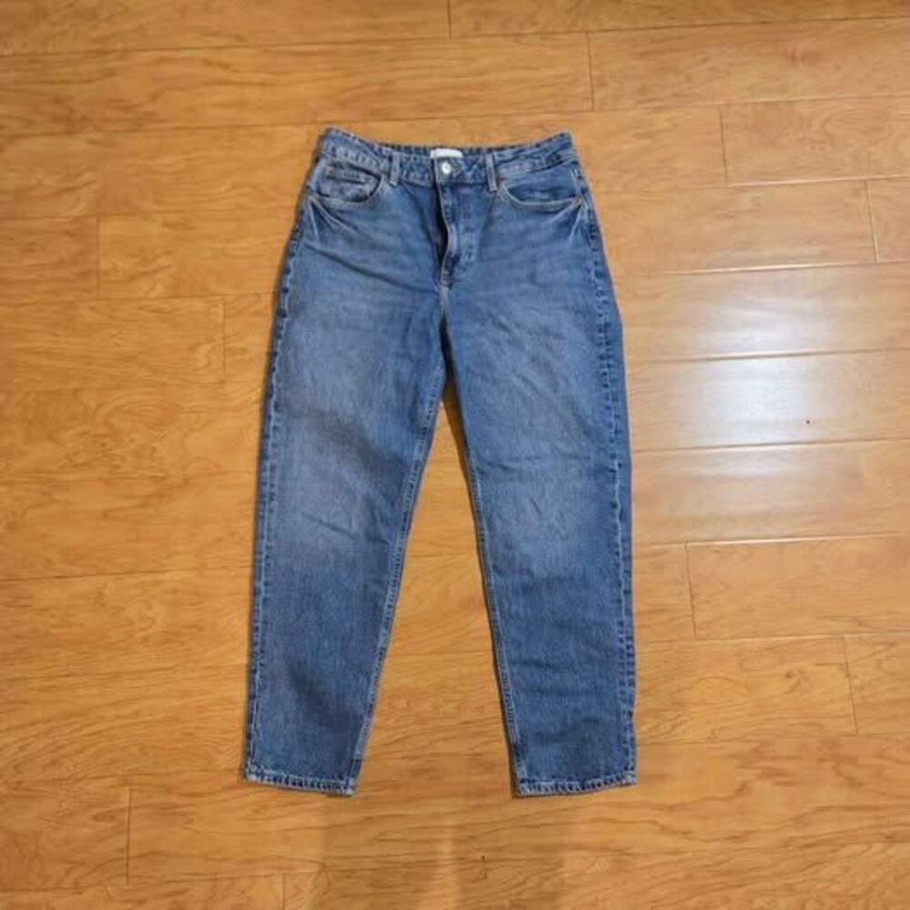 H&M Blue Mom Jeans - Size 10